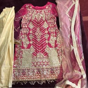 Maryam and Maria Pakistani designer formal fancy outfit dress heavy wedding part